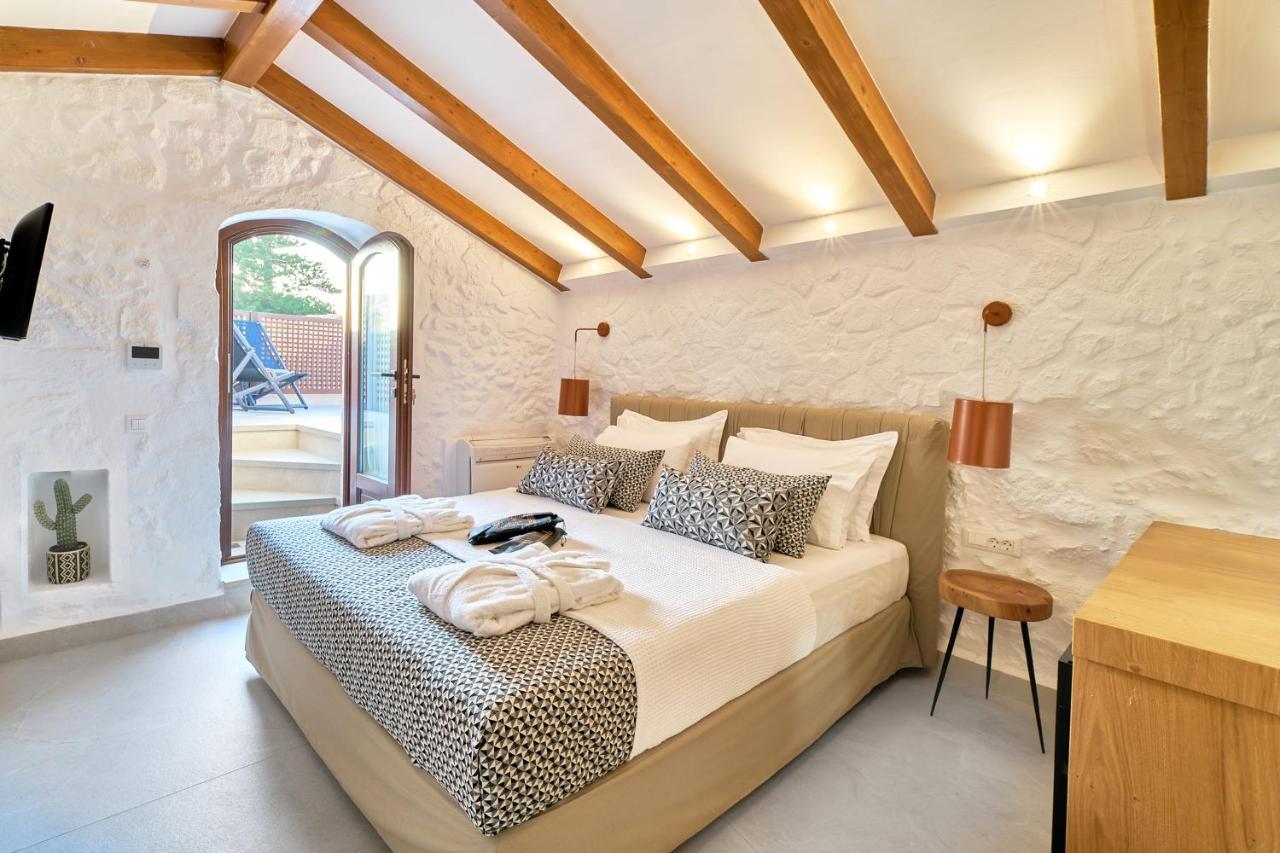 Vista Del Porto Luxury Suites Ретимно Екстериор снимка
